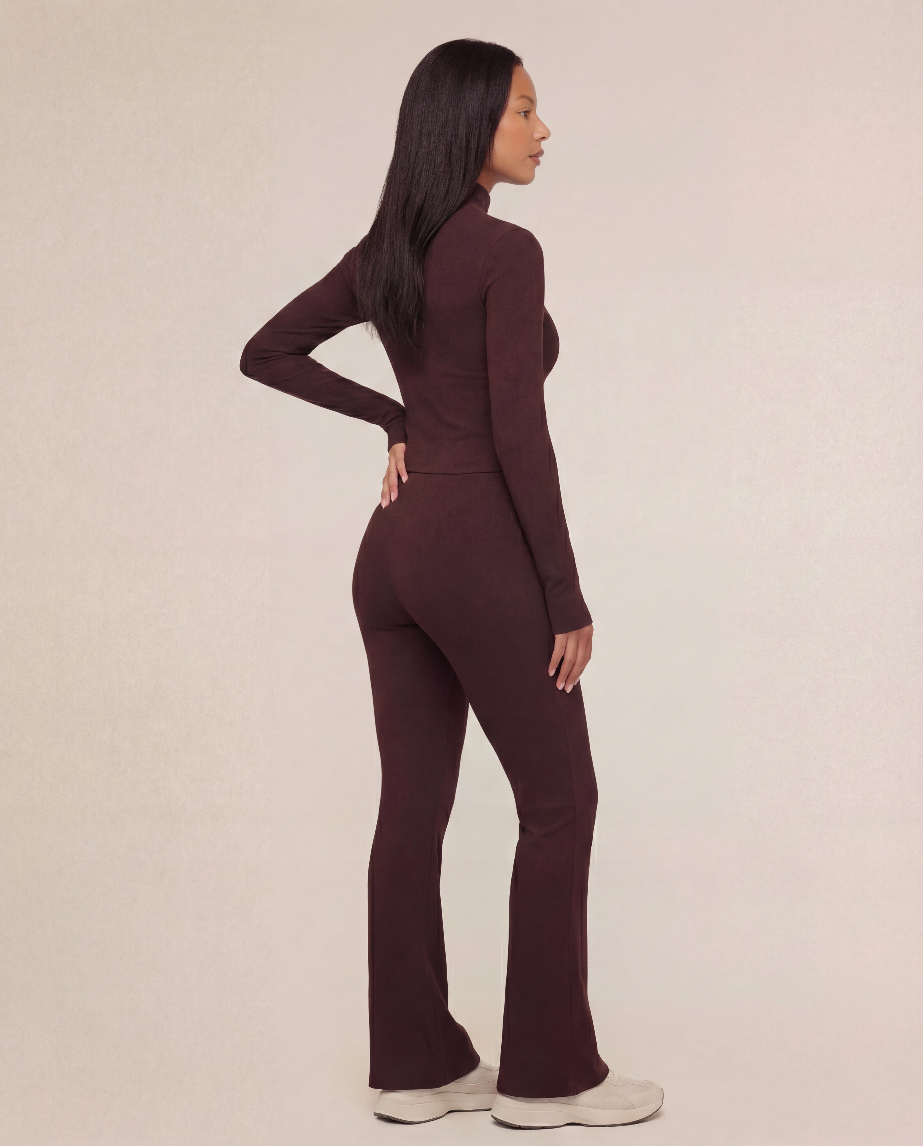 GLOWA Brown Workout Set